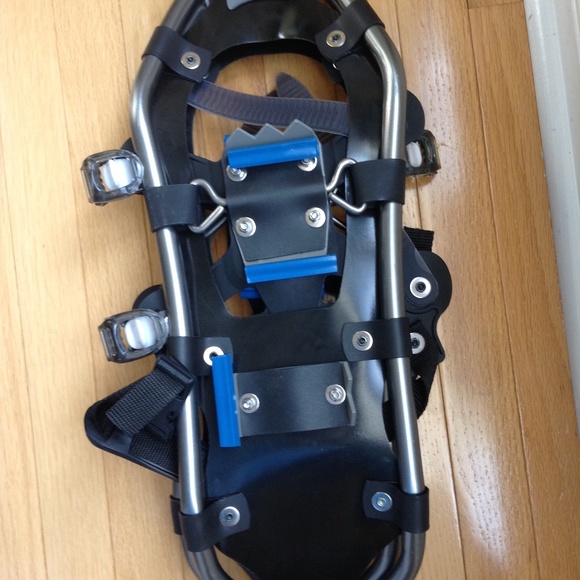 WillLand Outdoors Snowshoes w/Bag - Picture 4 of 6